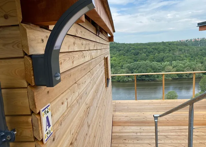 - B - Vyhlidka Nad Rekou *